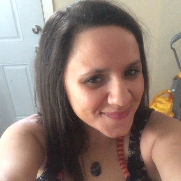 Meet your Posher, Samantha - Picture 4 of 7